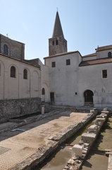 Basilica Mosaic Courtyard1